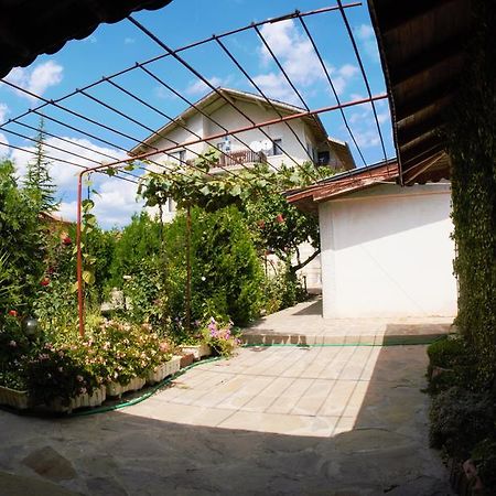 Atanasovi House Hotel Skorpilovci Kültér fotó