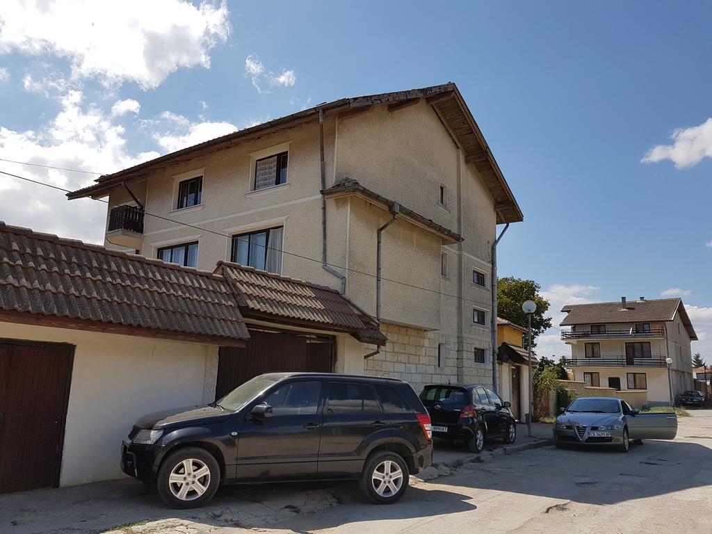 Atanasovi House Hotel Skorpilovci Kültér fotó
